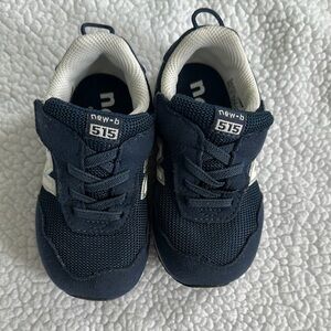 New Balance Blue and White Sneakers Athletic Low-Top